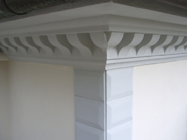 Castel 30 - Cornicione e sottogronda in polistirene spalmato con graniglie - Decorget - Ital Decori - Image 3